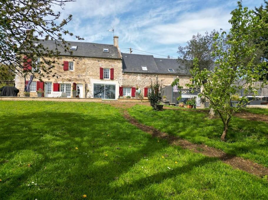 La Maison Du Mesnil Villa Barbery Bagian luar foto